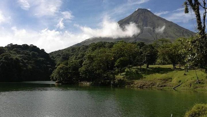 La Fortuna Waterfall, Arenal Volcano Park and Tabacon Hot Springs River, Early Start (2/8)
