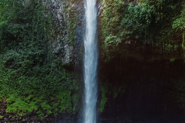 La Fortuna Waterfall & Arenal Volcano