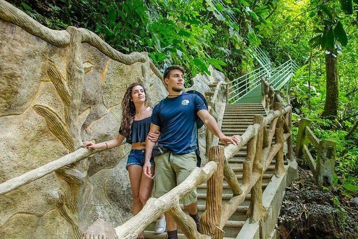 La Fortuna Waterfall, Arenal Volcano Park and Tabacon Hot Springs River, Early Start (3/8)