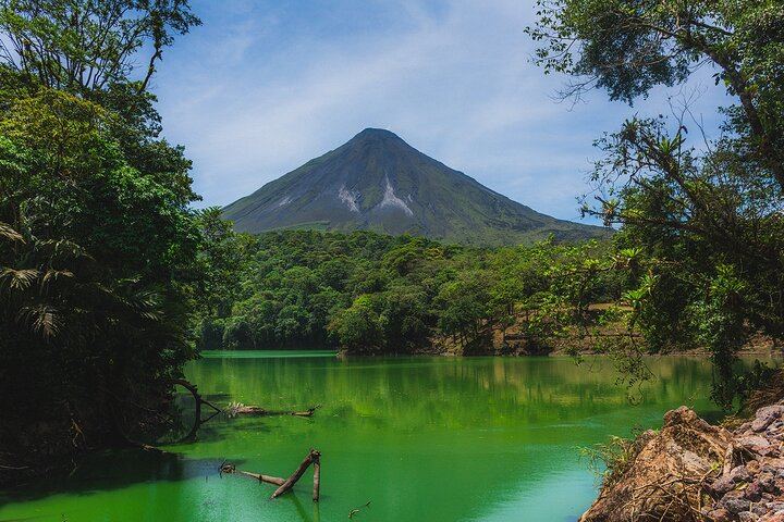 La Fortuna Waterfall, Arenal Volcano Park and Tabacon Hot Springs River, Early Start (7/8)