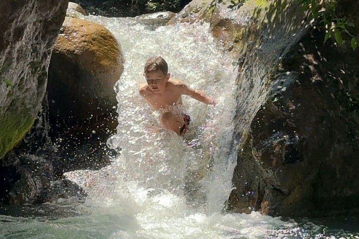 La Leona Waterfall Guided Hike with Safety Briefing and Rope Entry, Curubande (9/9)