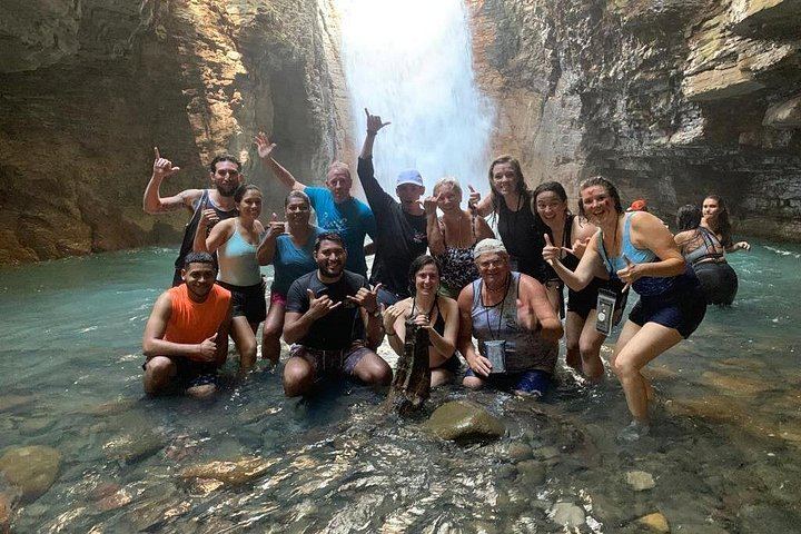 La Leona Waterfall Adventure Hike from Curubande, Private Tour, 3 Hours (2/12)