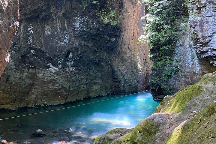 La Leona Waterfall Adventure Hike, Group Tour from Curubande (6/9)