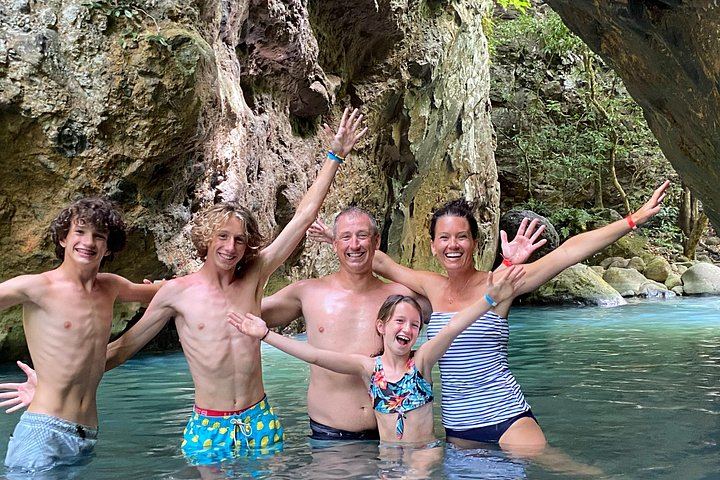 La Leona Waterfall Adventure Hike, Group Tour from Curubande (4/9)