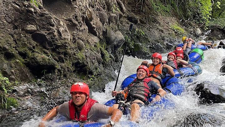 La Leona Waterfall Hike and Colorado River Whitewater Tubing, Curubande (4/8)