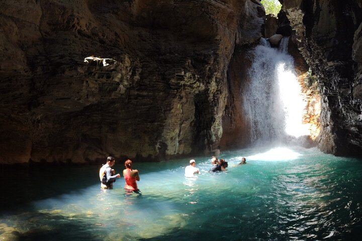 La Leona Waterfall, Cliff Jumping and Colorado River Tubing, Private Tour (1/12)