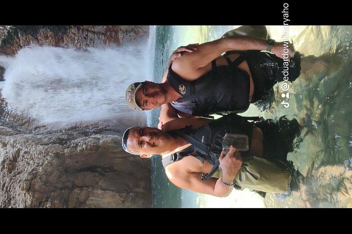 La Leona Waterfall Small-Group Hike with Hotel Transport and Lunch (7/10)