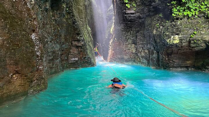 La Leona Waterfall Guided Hike with Air-Conditioned Ride, Tamarindo Area (1/12)