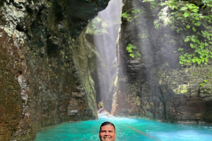 La Leona Waterfall Guided Hike with Air-Conditioned Ride, Tamarindo Area (8/12)