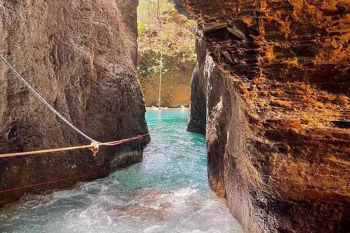 La Leona Waterfall Hike with 4WD Ride and 25 Meter Swim from Curubande (8/12)