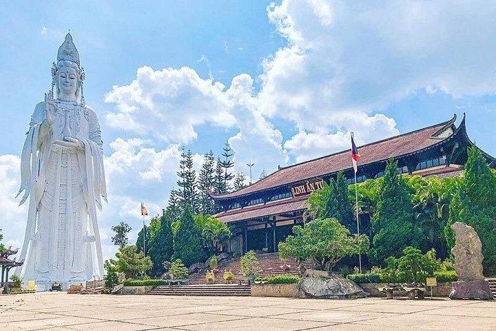 Dalat Countryside and Three Waterfalls Day: Flower Village, Silk Factory, Cricket Farm (9/9)