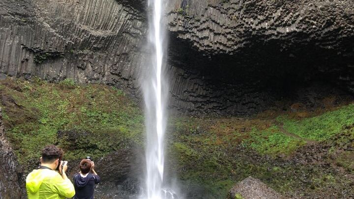 Half-Day Historic Highway Waterfalls Tour: Multnomah, Latourell, Horsetail (1/12)