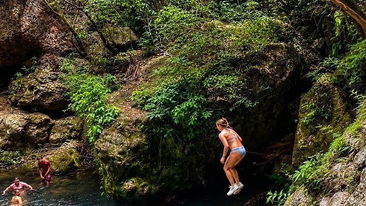 La Leona Waterfall Hike with Lunch, Hotel Pickup and Canyon Swim (3/12)