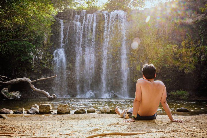 Rio Celeste Hike, Llanos de Cortes Falls and Sloth Sanctuary from Tamarindo (7/12)
