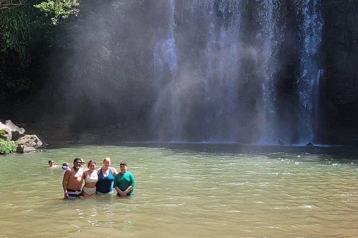 Llanos del Cortés Hidden Pool Swim, Donde Pipe Buffet Lunch and Liberia White City Walk (2/11)
