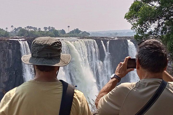 Victoria Falls and Chobe 3-Day Tour With Airport Transfers and Park Fees Included (8/12)