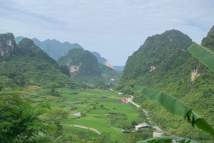 Ban Gioc Waterfall and Cao Bang Geopark 2D2N Car and Motorbike Trip from Hanoi (9/12)