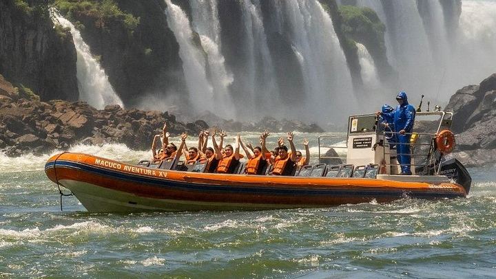 Brazilian Falls Package with Bird Park, Macuco Safari and Porto Canoas Lunch (3/9)