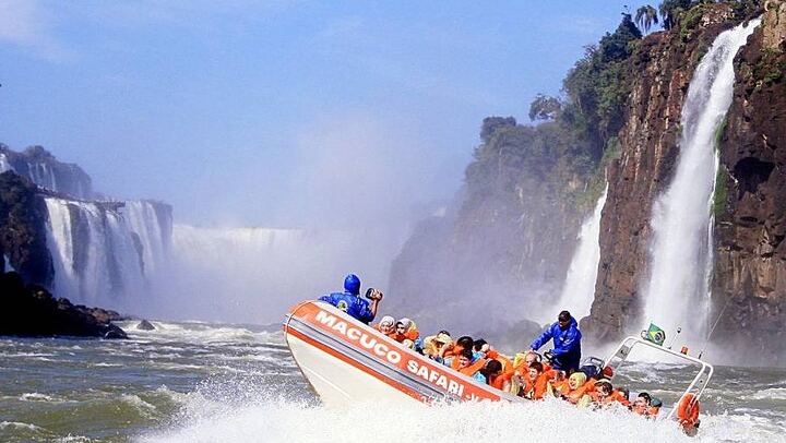 Brazilian Falls Package with Bird Park, Macuco Safari and Porto Canoas Lunch (1/9)