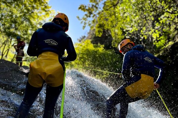 Intermediate Canyoning in Madeira: Rappel, Slide and Jump Down a Forest River