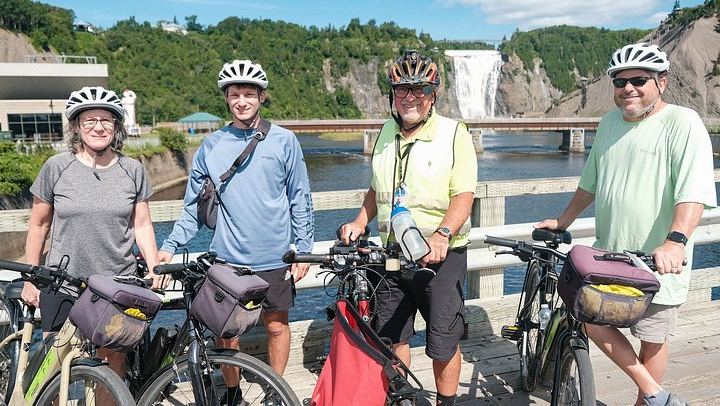 Montmorency Falls E-Bike Tour with Cable Car and Suspension Bridge from Old Quebec (1/12)
