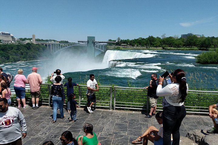 Mystery of the Mist Two-Hour Niagara Falls Story Walk Ending on the Maid of the Mist (2/7)