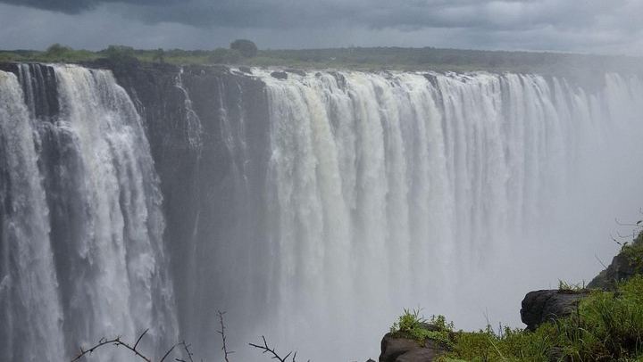 Victoria Falls and Chobe 4-Day Stay With Zambezi Cruise and Chobe Day Trip (2/12)