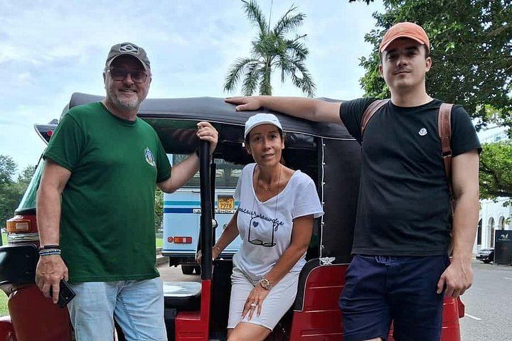 Materuni Waterfall Hike, Coffee Tasting and Chemka Hot Springs by Tuk Tuk from Moshi (6/11)