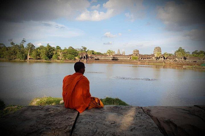 Private 2-Day Angkor Wat, Ta Prohm, Angkor Thom and Kulen Mountain Tour with Guide (6/12)