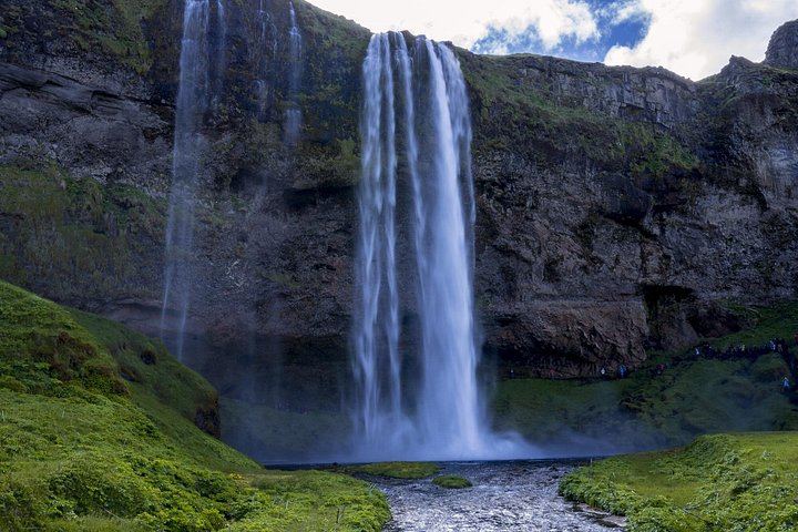Solheimajokull Glacier Hike and Seljalandsfoss Day Trip with Sky Lagoon Pure Package (11/12)