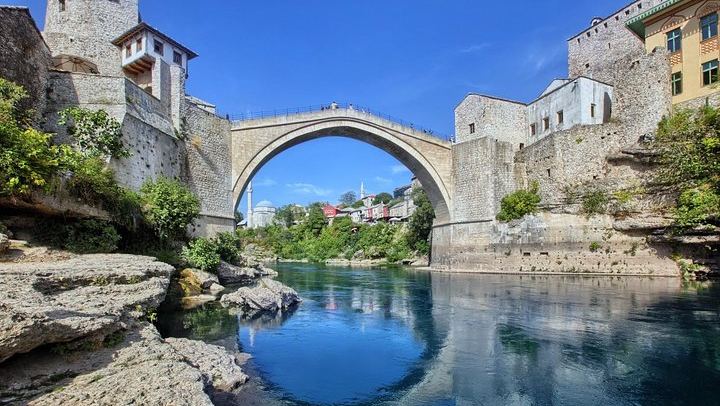 Early Kravice Falls and Mostar from Dubrovnik, Minivan Group of 8, Driver-Guide (1/5)