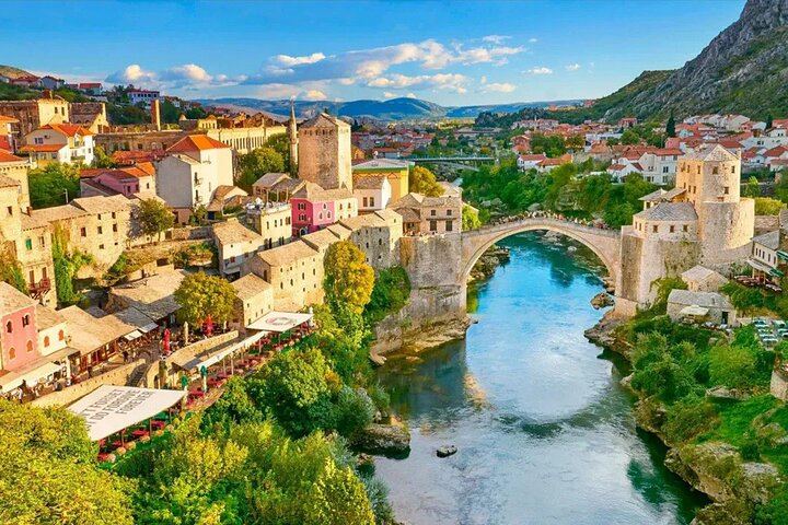 Mostar Old Town Walk and Kravice Falls from Dubrovnik by Coach, Neum Coffee Stop (4/12)