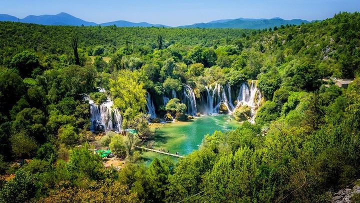 Gray Line Day Trip from Split, Trogir and Omiš to Mostar and Kravice Falls (1/12)