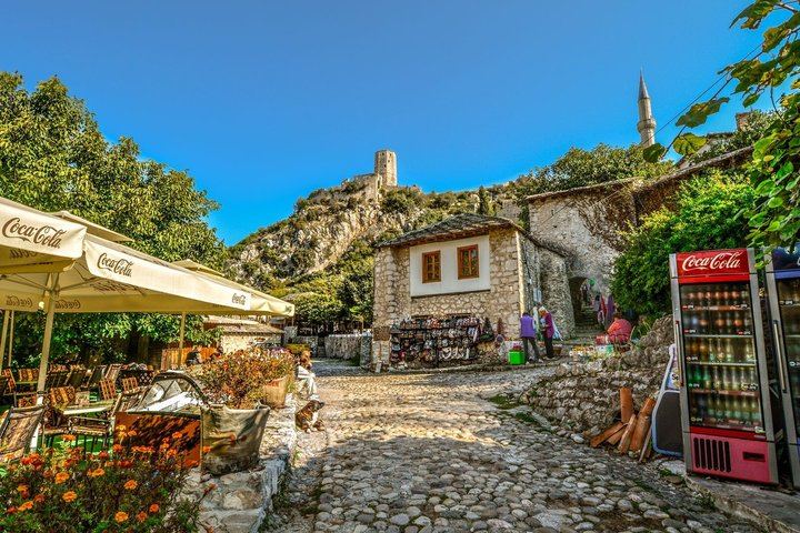 Split Full-Day Guided Tour: Border Crossing, Počitelj, Mostar and Kravice Falls (2/12)