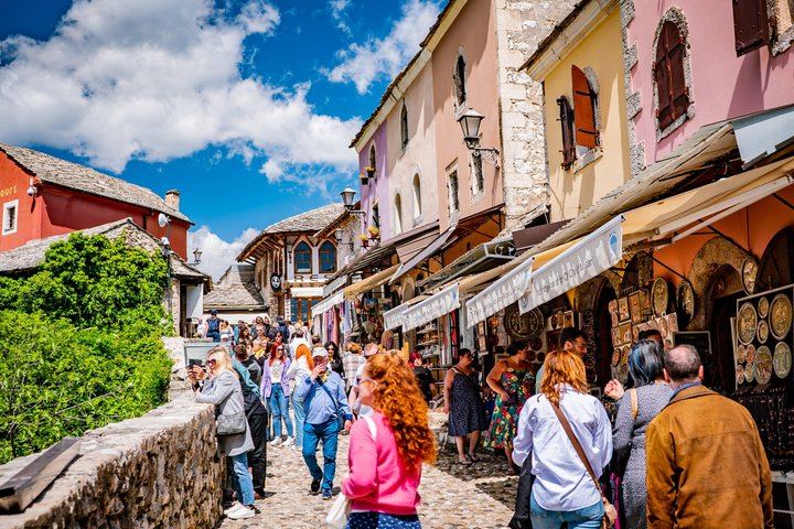 Split Full-Day Guided Tour: Border Crossing, Počitelj, Mostar and Kravice Falls (5/12)