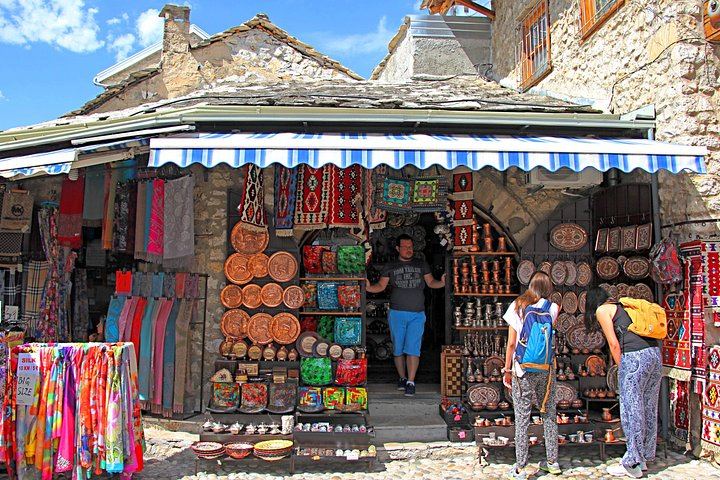 Split Full-Day Guided Tour: Border Crossing, Počitelj, Mostar and Kravice Falls (9/12)