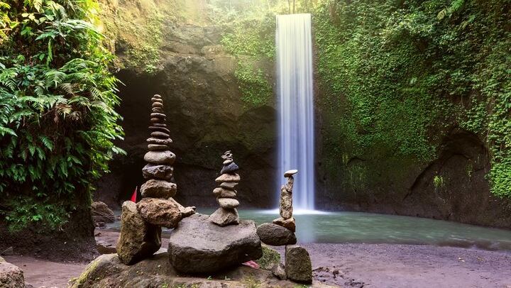 Mount Batur Sunrise 4WD Jeep Tour with Toya Devasya Hot Spring and Waterfall (2/12)