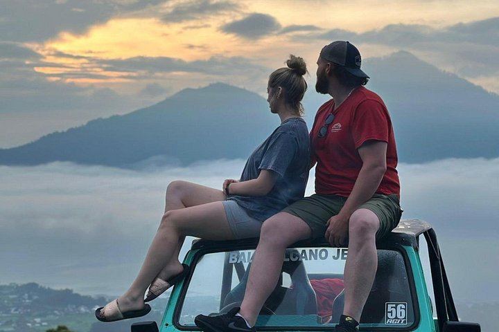 Mount Batur Sunrise 4WD Jeep Tour with Toya Devasya Hot Spring and Waterfall (8/12)