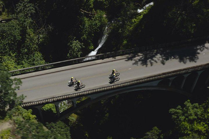 Self-Guided Multnomah Falls E-Bike Rental Tour to Gorge Waterfalls, 3.5 Hours (6/12)