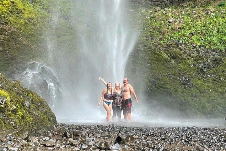 Self-Guided Multnomah Falls E-Bike Rental Tour to Gorge Waterfalls, 3.5 Hours (7/12)