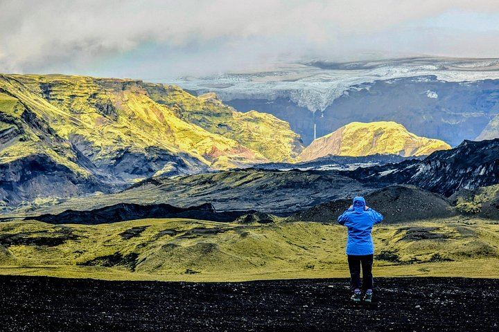 Katla Ice Cave 4x4 Tour from Reykjavik via Seljalandsfoss, Skogafoss and Reynisfjara (6/12)