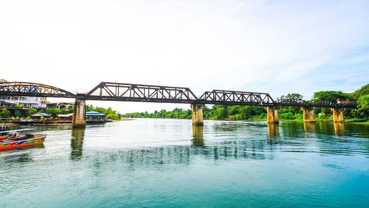 Private All-Inclusive Erawan Falls, Long-Tail Boat and River Kwai Day Tour (4/12)