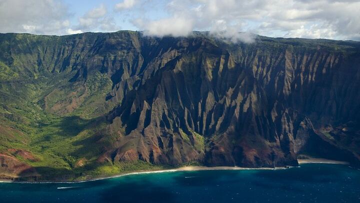 Kauai Airplane Tour in a GA-8 Airvan: Na Pali Coast, Wailua Falls, Window Seats (3/11)