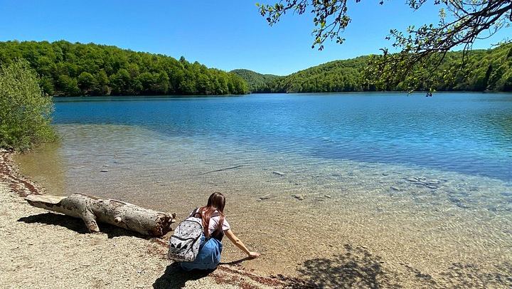 Plitvice Lakes Private Tour with Licensed Driver-Guide in a Blue Van from Zadar (3/8)