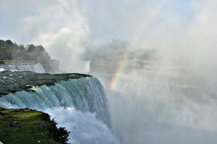 Private Niagara Falls Day Trip from NYC with Chauffeur, Night or Morning Departure (3/8)