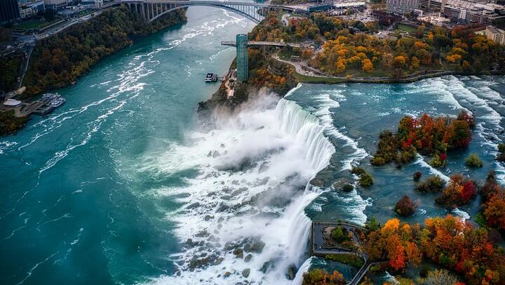Niagara Falls Day Trip from Times Square by Coach with Optional Maid of the Mist (3/12)