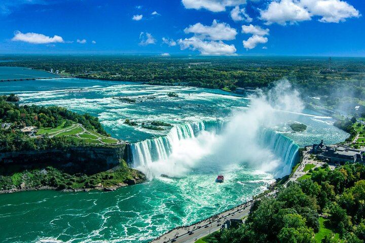 Niagara Falls Day Trip from Times Square by Coach with Optional Maid of the Mist (1/12)