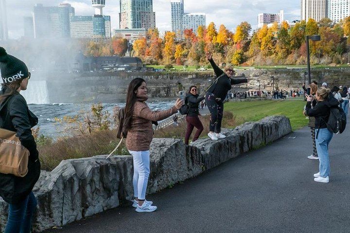 Niagara Falls Day Trip from Times Square by Coach with Optional Maid of the Mist (11/12)