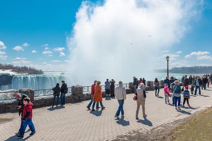 Niagara Falls Day Trip from Times Square by Coach with Optional Maid of the Mist (6/12)