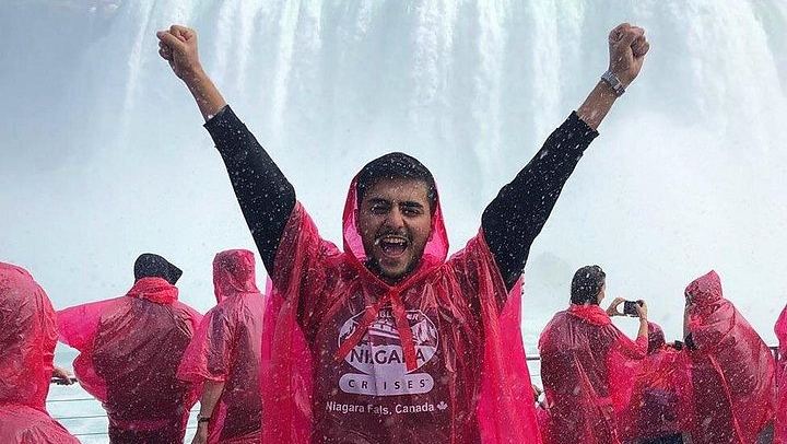 Niagara Falls Tour for 6 with Downtown Hotel Pickup, Boat Cruise, Skylon and Maple Trail (3/12)